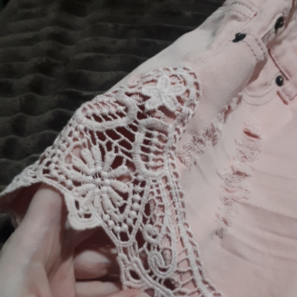 Ardene Size Small Pink Jean Short Shorts - Picture 6 of 6